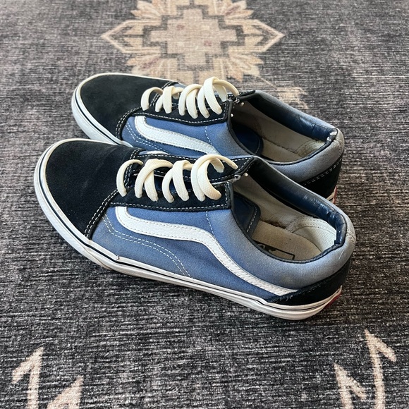 Vans - Old Skool in Navy - Picture 2 of 6